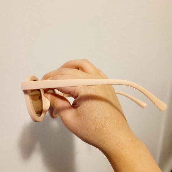 Brand new fashion sunglasses - Picture 4 of 4